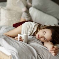 ما الذي يسبب سواد الاشفار المهبل؟